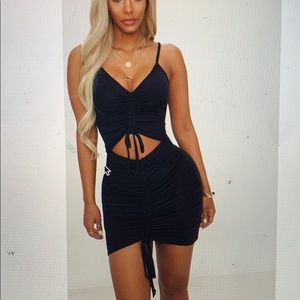 Black rouched bodycon dress